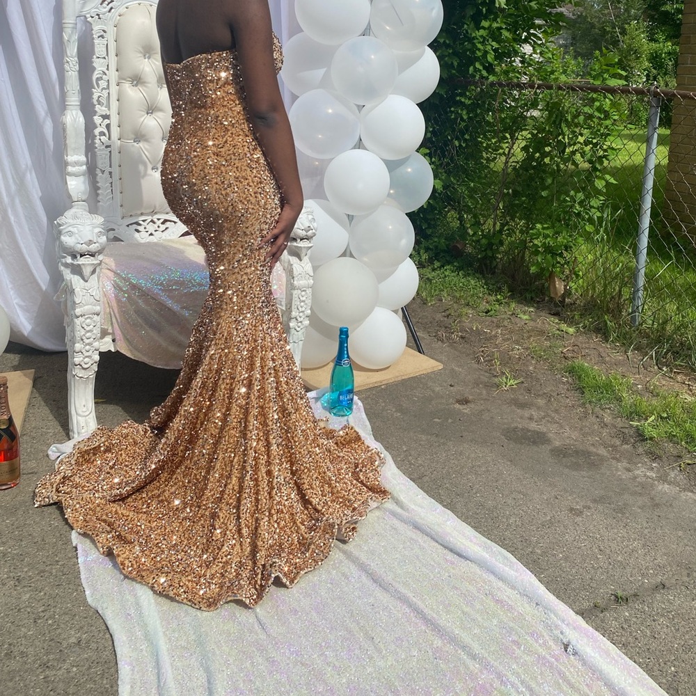 Beautiful Portia & Scarlett Gown/Prom dress